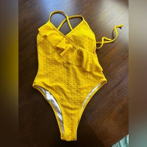 Brand new Cupshe one piece swimsuit